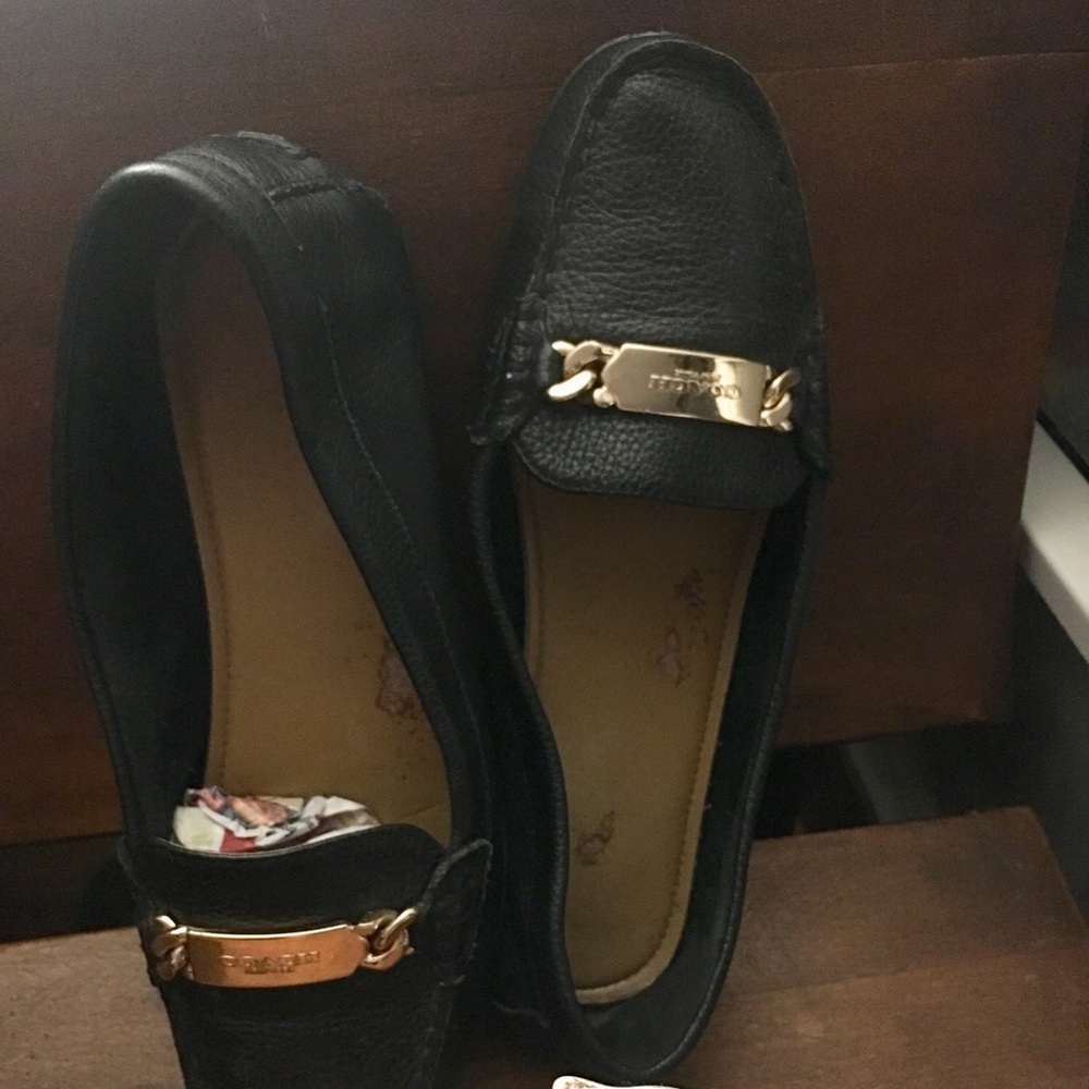 Coach loafers black leather gold charm front SZ 8B